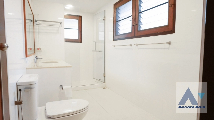 21  4 br House For Rent in Sukhumvit ,Bangkok BTS Phrom Phong AA17071