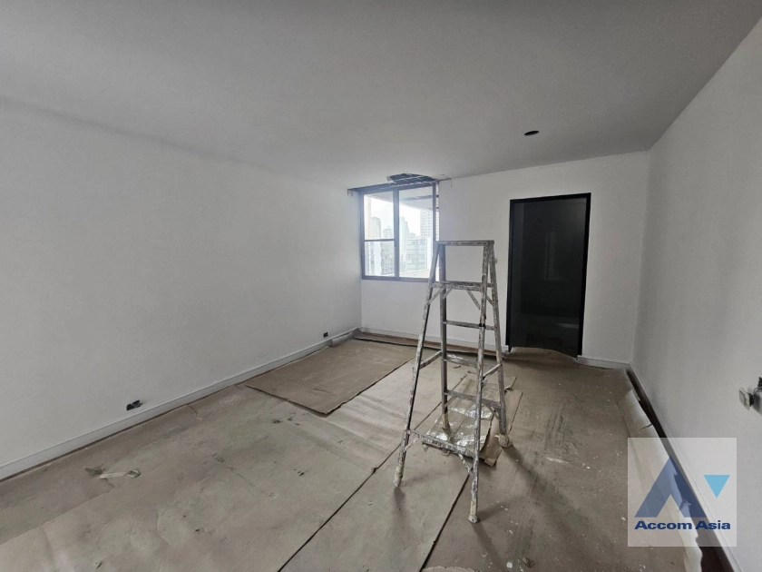 8  3 br Apartment For Rent in Sukhumvit ,Bangkok BTS Asok - MRT Sukhumvit at Peaceful and Pet-Friendly Residence in Asoke AA17083