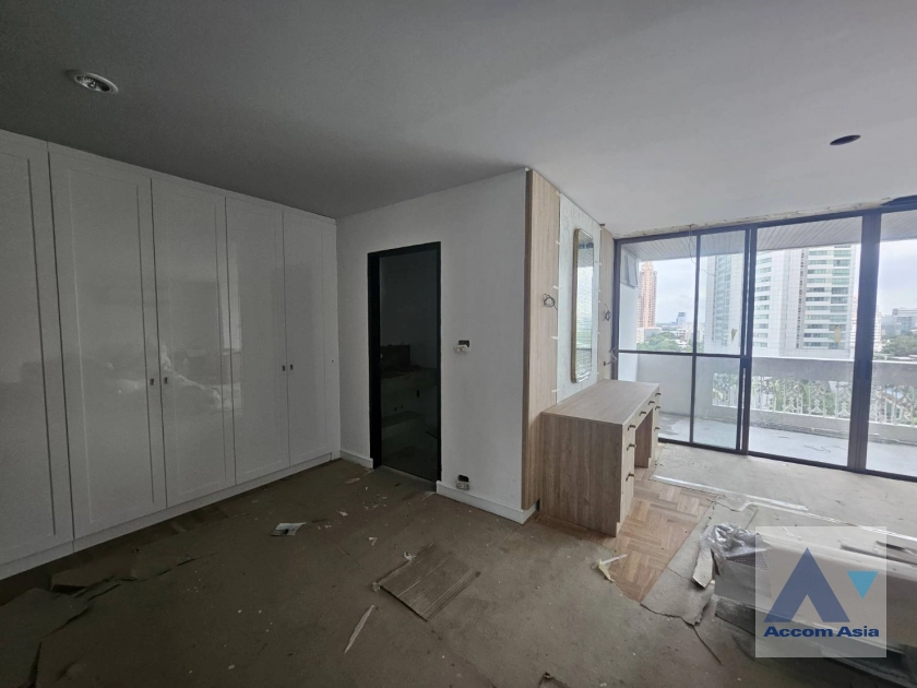 unitBig Balcony, Pet friendly |  3 Bedrooms  Apartment For Rent in Sukhumvit, Bangkok  near BTS Asok - MRT Sukhumvit (AA17083)