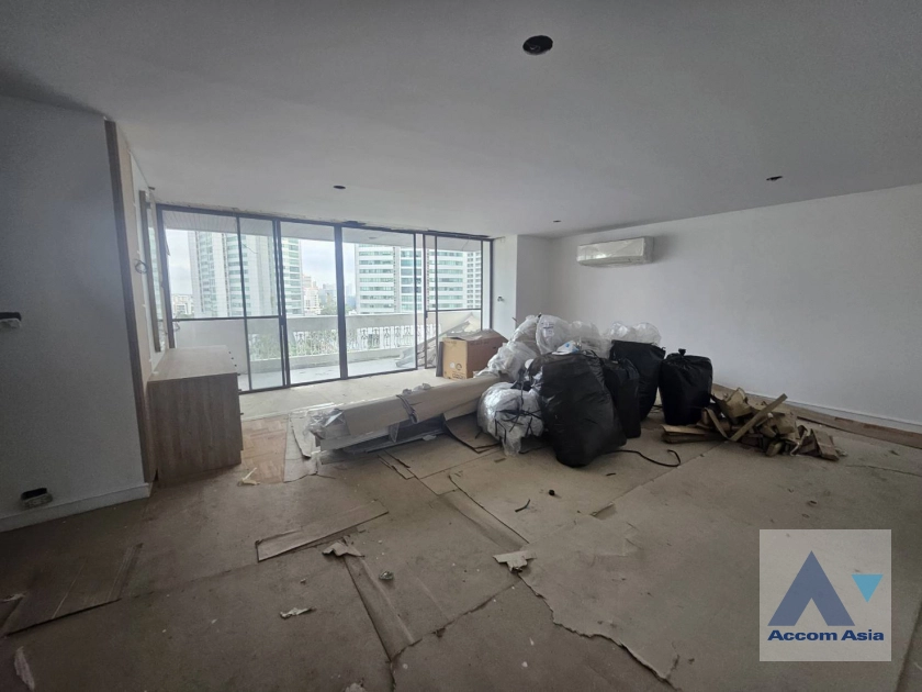 5  3 br Apartment For Rent in Sukhumvit ,Bangkok BTS Asok - MRT Sukhumvit at Peaceful and Pet-Friendly Residence in Asoke AA17083