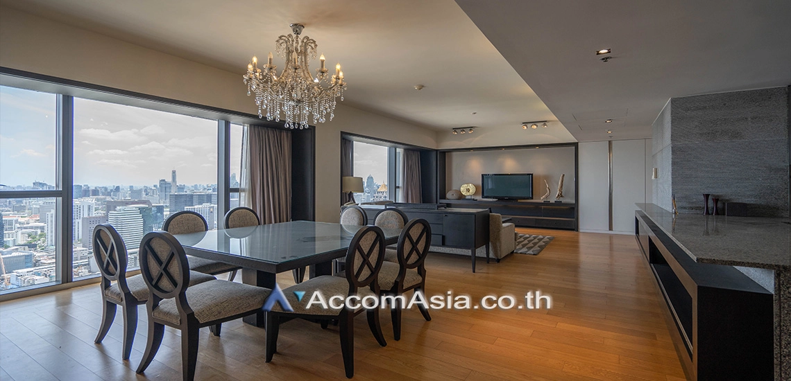 unit 3 Bedrooms  Condominium For Rent in Sathorn, Bangkok  near BTS Chong Nonsi - MRT Lumphini (AA17091)