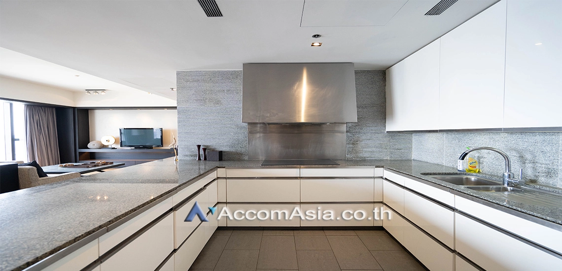 1  3 br Condominium For Rent in Sathorn ,Bangkok BTS Chong Nonsi - MRT Lumphini at The Met Sathorn AA17091