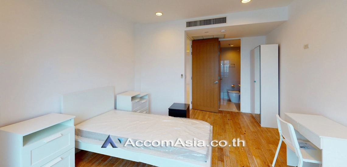 7  3 br Condominium For Rent in Ploenchit ,Bangkok BTS Chitlom at Royal Maneeya Executive Residence AA17093