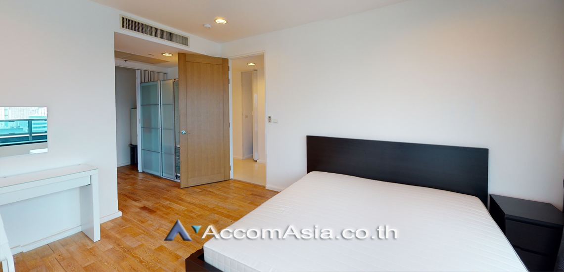 9  3 br Condominium For Rent in Ploenchit ,Bangkok BTS Chitlom at Royal Maneeya Executive Residence AA17093