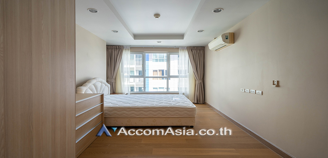 6  4 br Condominium For Rent in Sukhumvit ,Bangkok BTS Ekkamai at Avenue 61 AA17108