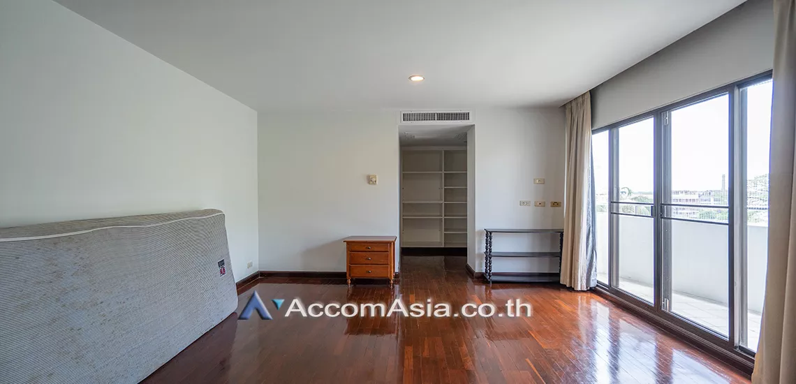 5  4 br Condominium For Rent in Sathorn ,Bangkok BRT Thanon Chan at Liang Garden AA17110