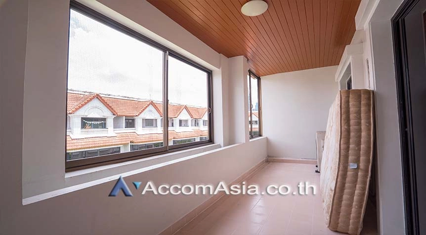 11  4 br Townhouse For Rent in Sukhumvit ,Bangkok BTS Ekkamai at Lotus Point Ekkamai AA17141