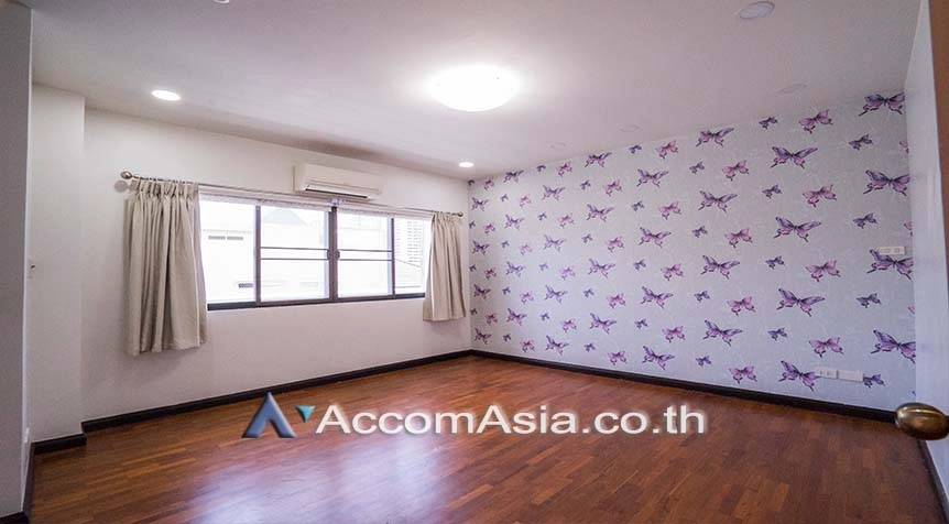 8  4 br Townhouse For Rent in Sukhumvit ,Bangkok BTS Ekkamai at Lotus Point Ekkamai AA17141
