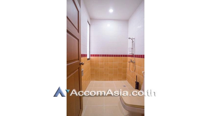 14  4 br Townhouse For Rent in Sukhumvit ,Bangkok BTS Ekkamai at Lotus Point Ekkamai AA17141