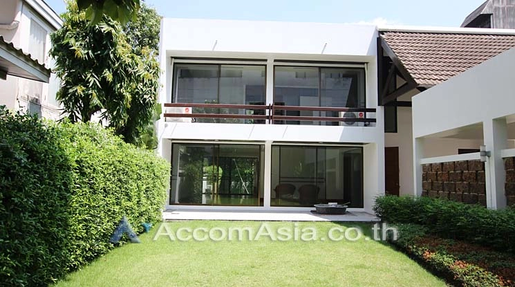 1  5 br House For Rent in Sathorn ,Bangkok MRT Lumphini AA17161