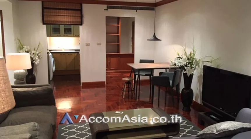 unitCorner Unit |  2 Bedrooms  Condominium For Rent in Sathorn, Bangkok  near BTS Chong Nonsi (AA17166)