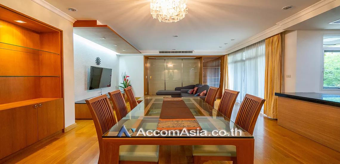 unit 3 Bedrooms  Condominium For Rent in Sukhumvit, Bangkok  near BTS Phrom Phong (AA17182)