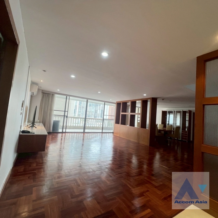 unitDuplex Condo, Pet friendly |  3 Bedrooms  Apartment For Rent in Sukhumvit, Bangkok  near BTS Phrom Phong (AA17190)