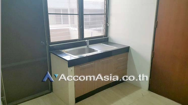  1  3 br Apartment For Rent in Sukhumvit ,Bangkok BTS Phrom Phong at Family Size Residence Starting at 280 Sqm AA17191
