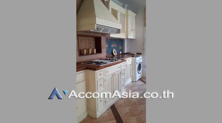 8  3 br Townhouse For Rent in Bang Na ,Bangkok BTS Bearing at Fantasia Villa 2 AA17201