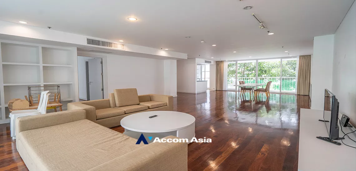  1  4 br Apartment For Rent in Sukhumvit ,Bangkok BTS Ekkamai at Ekkamai Family Apartment AA17223