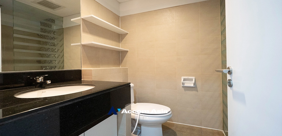 20  4 br Apartment for rent and sale in Sukhumvit ,Bangkok BTS Ekkamai at Ekkamai Family Apartment AA17223