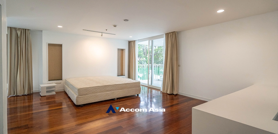 10  4 br Apartment for rent and sale in Sukhumvit ,Bangkok BTS Ekkamai at Ekkamai Family Apartment AA17223