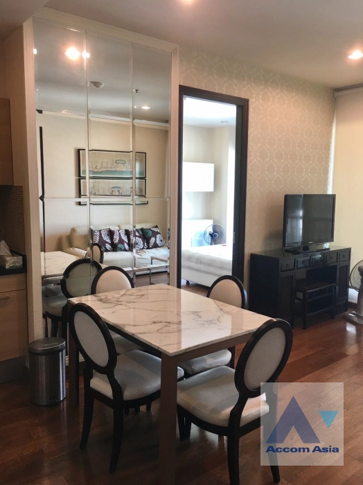 unit 2 Bedrooms  Condominium For Rent & Sale in Ploenchit, Bangkok  near BTS Chitlom (AA17226)