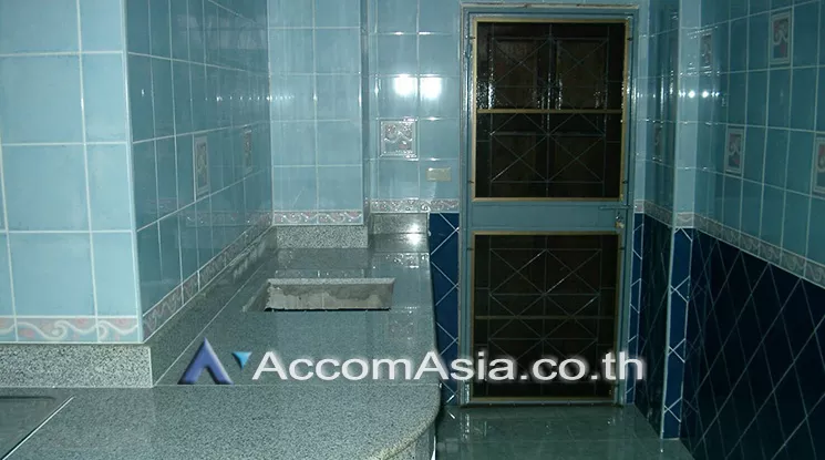 5  5 br House for rent and sale in Pattanakarn ,Bangkok ARL Hua Mak at Moo Baan Chuanchuen AA17246