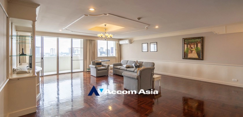 unitPet friendly |  3 Bedrooms  Apartment For Rent in Sukhumvit, Bangkok  near BTS Ekkamai (AA17254)