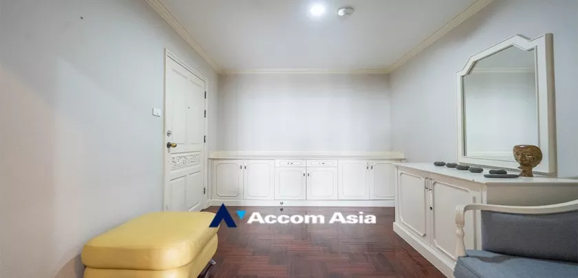 6  3 br Apartment For Rent in Sukhumvit ,Bangkok BTS Ekkamai at Ideal Place For Big Famlilies AA17254