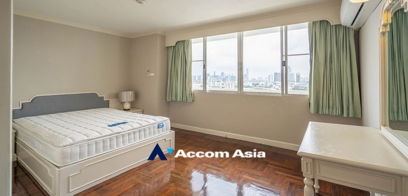 10  3 br Apartment For Rent in Sukhumvit ,Bangkok BTS Ekkamai at Ideal Place For Big Families AA17254