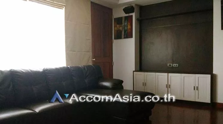  Baan Thanon Sarasin Condominium  2 Bedroom for Rent BTS Ratchadamri in Ploenchit Bangkok