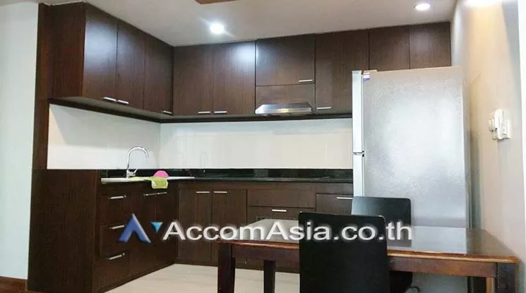  1  2 br Condominium For Rent in Ploenchit ,Bangkok BTS Ratchadamri at Baan Thanon Sarasin AA17275