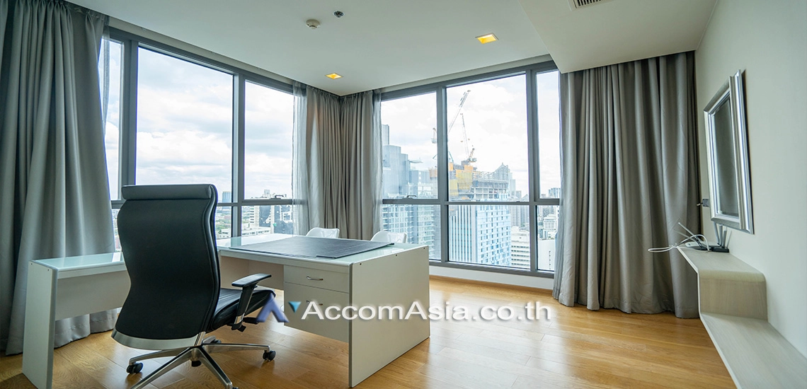 10  3 br Condominium For Rent in Sukhumvit ,Bangkok BTS Nana at HYDE Sukhumvit 13 AA17278