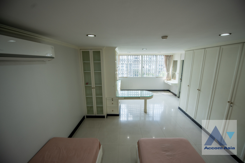 19  4 br Condominium for rent and sale in Sukhumvit ,Bangkok BTS Ekkamai at Oriental Tower AA17280