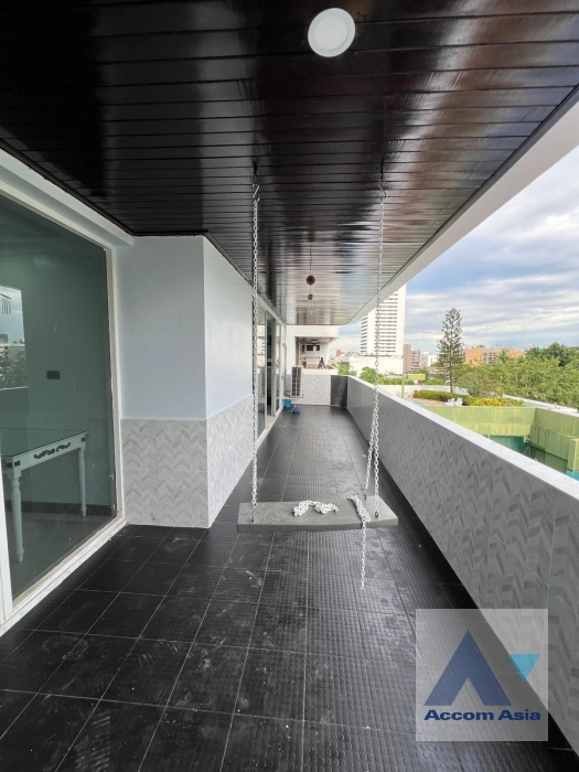 6  4 br Condominium for rent and sale in Sukhumvit ,Bangkok BTS Ekkamai at Oriental Tower AA17280