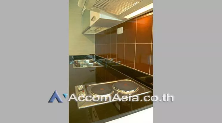 unit 1 Bedroom  Condominium For Rent & Sale in Sukhumvit, Bangkok  near MRT Phetchaburi (AA17312)