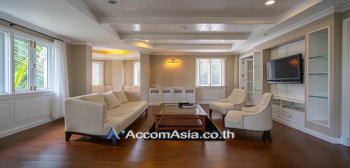 4  3 br Apartment For Rent in Sukhumvit ,Bangkok BTS Ekkamai at Exclusive Elegant Apartment AA17343
