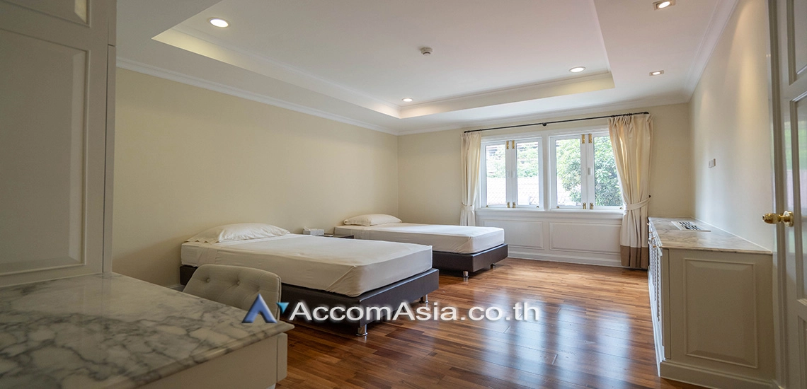 12  3 br Apartment For Rent in Sukhumvit ,Bangkok BTS Ekkamai at Exclusive Elegant Apartment AA17343