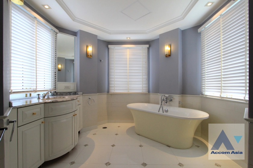 15  3 br Apartment For Rent in Sukhumvit ,Bangkok BTS Thong Lo at Luxury 1-Unit-Per-Floor Residence in Thonglo AA17345