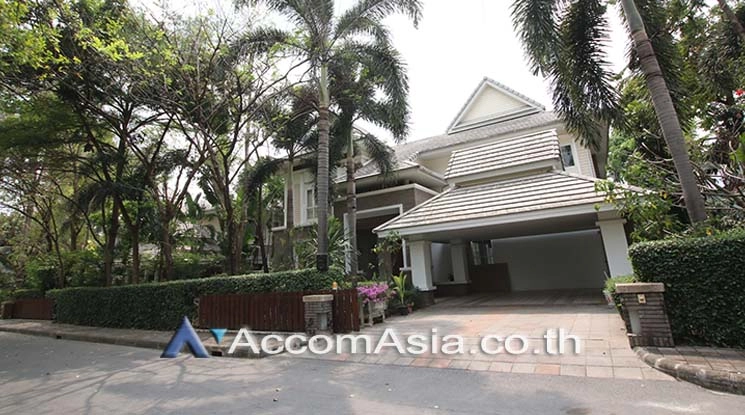  2  4 br House For Rent in Sukhumvit ,Bangkok BTS Thong Lo at Privacy and Peaceful AA17366