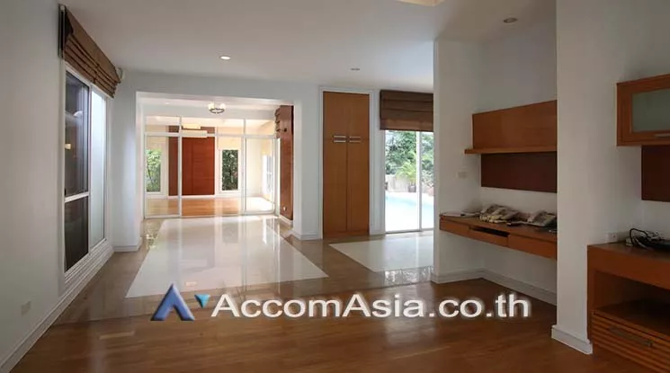  1  4 br House For Rent in Sukhumvit ,Bangkok BTS Thong Lo at Privacy and Peaceful AA17366