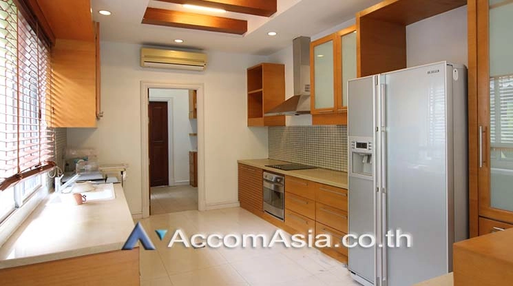 8  4 br House For Rent in Sukhumvit ,Bangkok BTS Thong Lo at Privacy and Peaceful AA17366