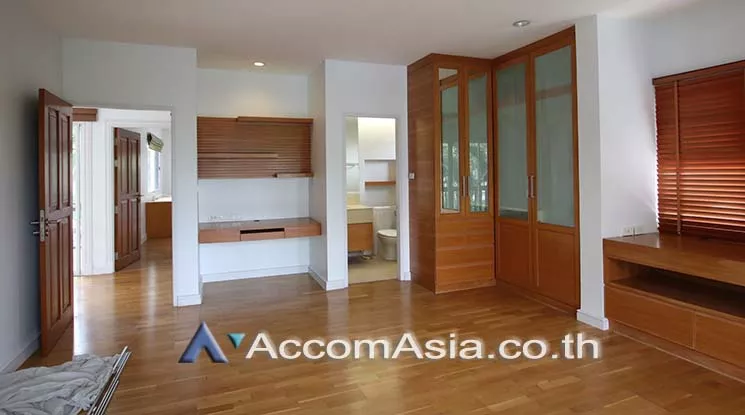 10  4 br House For Rent in Sukhumvit ,Bangkok BTS Thong Lo at Privacy and Peaceful AA17366