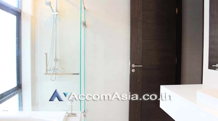 9  3 br Townhouse for rent and sale in Sukhumvit ,Bangkok BTS Ekkamai at The Park lane 22 AA17367