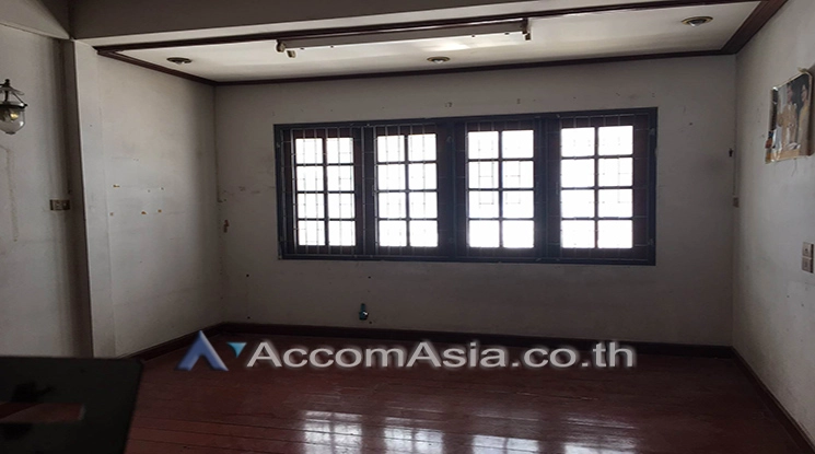16  8 br House for rent and sale in Sathorn ,Bangkok  AA17378