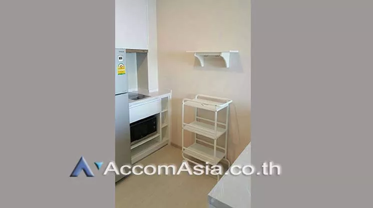 unit 1 Bedroom  Condominium For Rent & Sale in Sukhumvit, Bangkok  near BTS Ekkamai (AA17414)