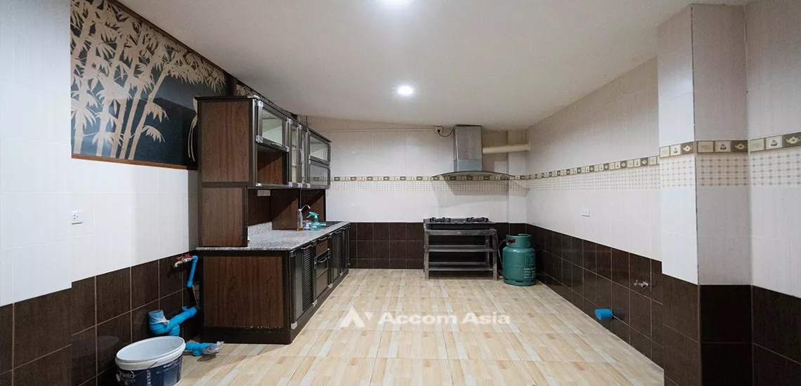 19  5 br House For Rent in Sukhumvit ,Bangkok BTS Ekkamai at Ekkamai Villas AA17416