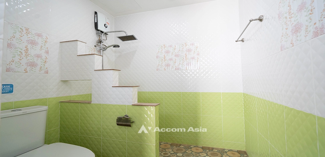 23  5 br House For Rent in Sukhumvit ,Bangkok BTS Ekkamai at Ekkamai Villas AA17416