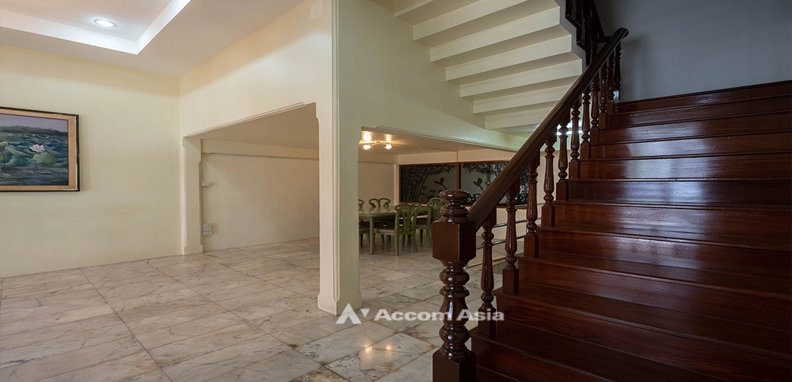 8  5 br House For Rent in Sukhumvit ,Bangkok BTS Ekkamai at Ekkamai Villas AA17416