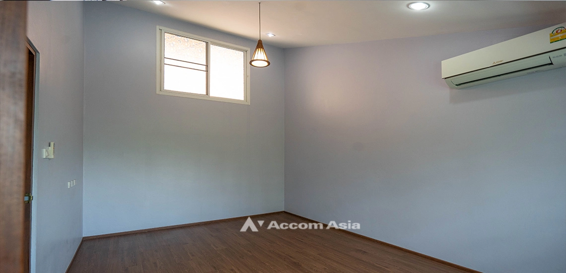 15  5 br House For Rent in Sukhumvit ,Bangkok BTS Ekkamai at Ekkamai Villas AA17416