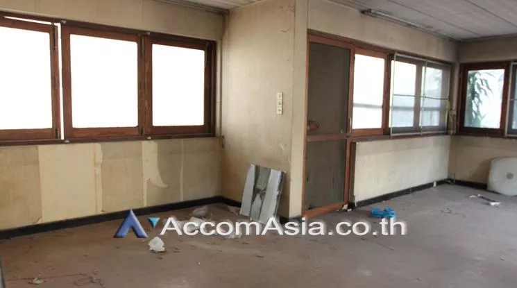 7  Studio Retail / Showroom For Rent in Sukhumvit ,Bangkok BTS Thong Lo at Residence Metropole Thonglor AA17446