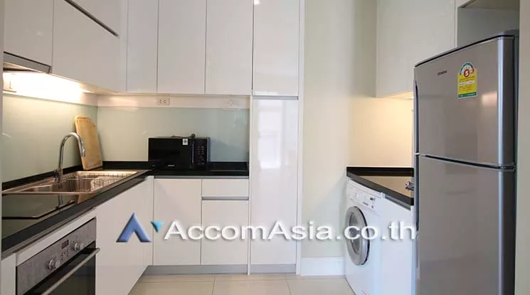 unit 2 Bedrooms  Condominium For Rent in Sukhumvit, Bangkok  near BTS Phrom Phong (AA17459)