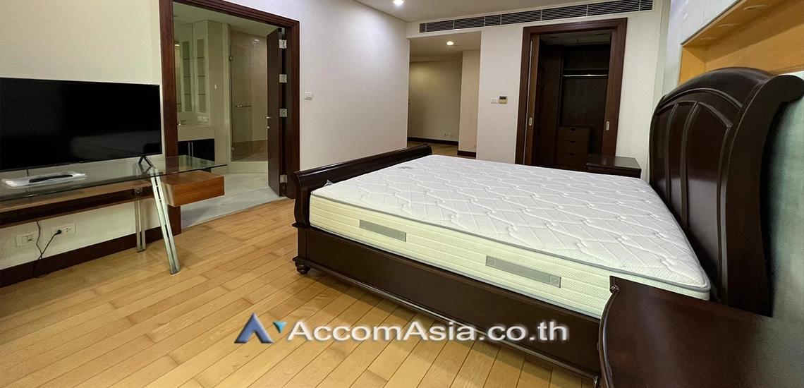 15  3 br Condominium For Rent in Ploenchit ,Bangkok BTS Chitlom at The Park Chidlom AA17468